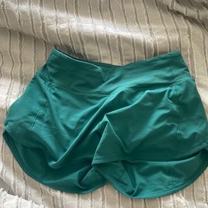 Speed Up Mid-Rise Tall 4” Shorts